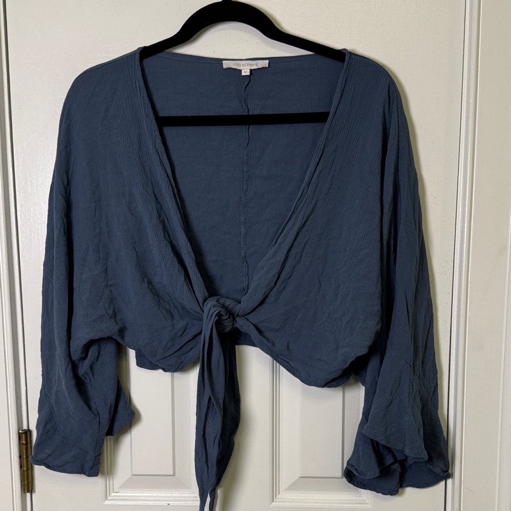 Olivaceous Blue Tie Front Cropped Bell Sleeve Boho Blouse Top Medium Rayon